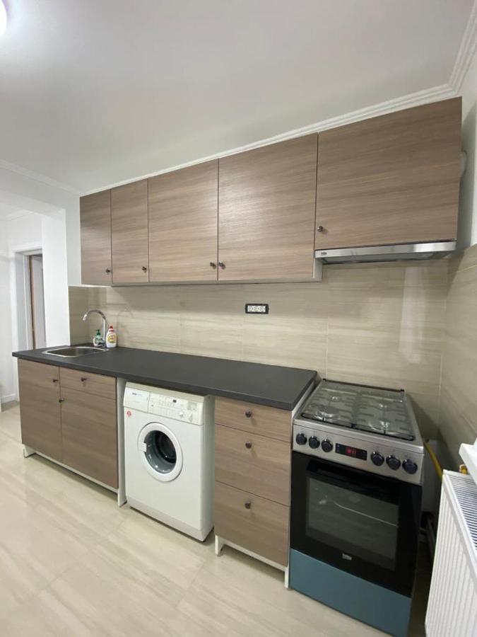 شقة لوغوج  في Apartament المظهر الخارجي الصورة